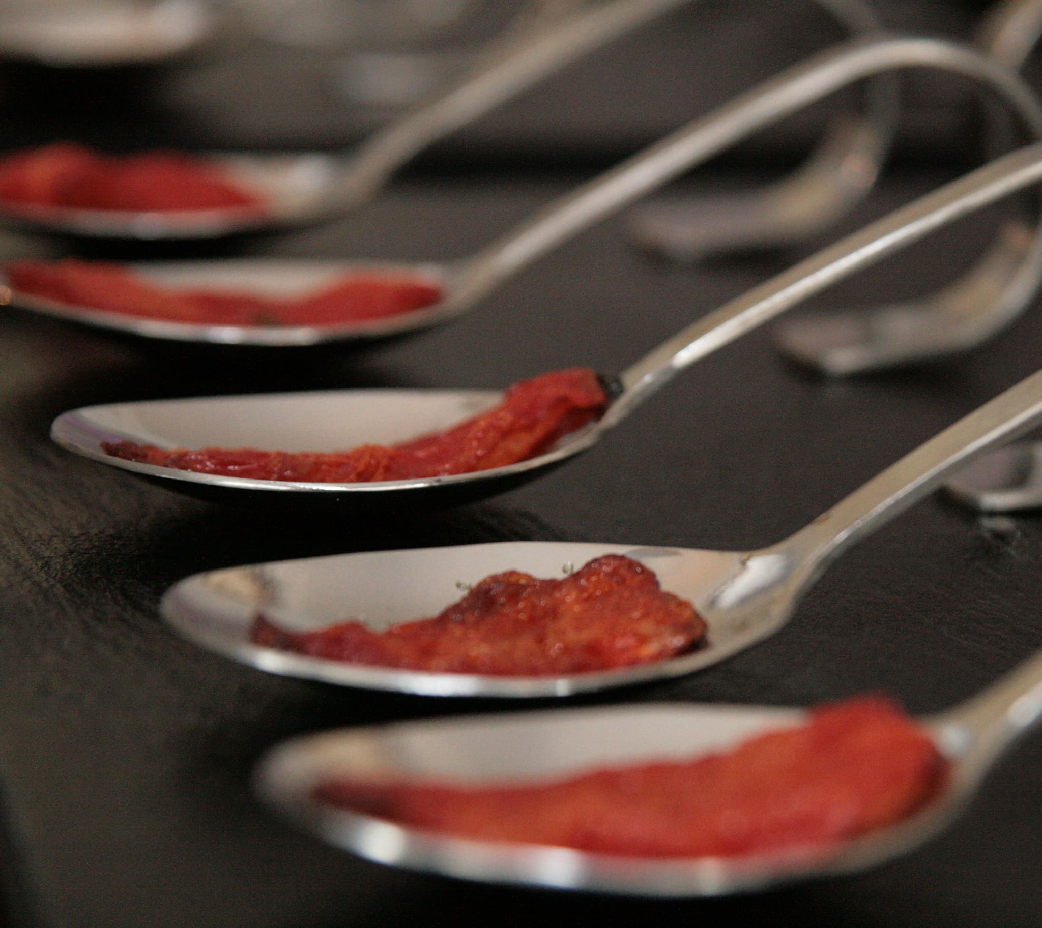 Confierte Tomaten als Fingerfood Confierte Tomaten als Fingerfood