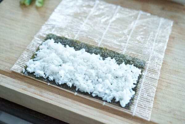 Sushi Reis verteilen